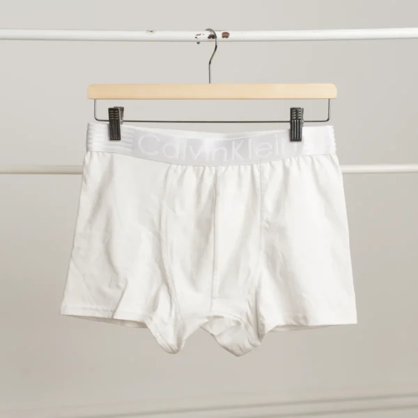 عرض 3 بوكسرات كالفن كلاين