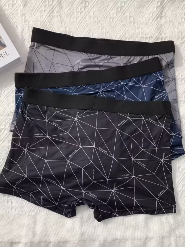 f38352f8-fb33-409c-96ae-d70c4c225556 Boxer Men 2026 | العرض 3 قطع ب 3 ألوان